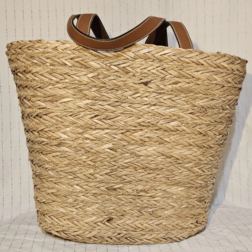 Universal Thread Tan Wicker Beach Tote NWT - Picture 2 of 2